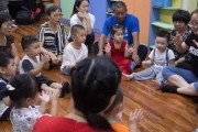 孩子上早教不参与课堂