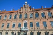 371分可报考二本公办大学，2025高考附名单