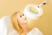上海哪家祛痘机构，能一招解决你的痘痘困扰？
