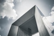 “工程管理，揭秘未来建筑背后的神秘力量？”