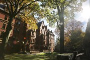 2025年海南考生，多少分能征服昆明理工大学津桥学院？高分！