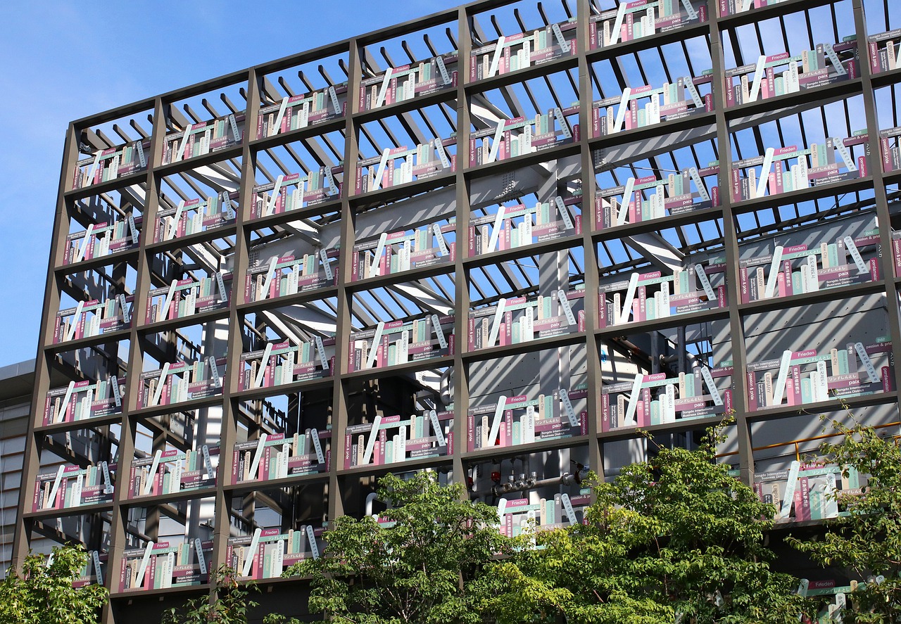 2025年四川高考超一本线80分可冲河北大学，2022-2024年录取线：590-610分，位次：全省前1-2%