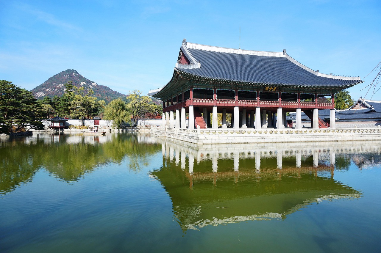 2025年，对外经贸大学在京录取线将攀升至何位？历年趋势！