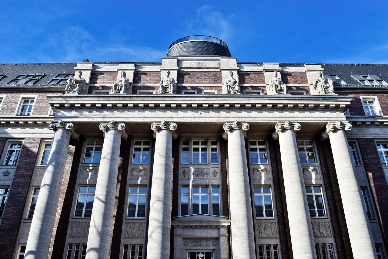 历史类：南京大学历史学院，这所文科强校的历史专业，究竟有何独特魅力？