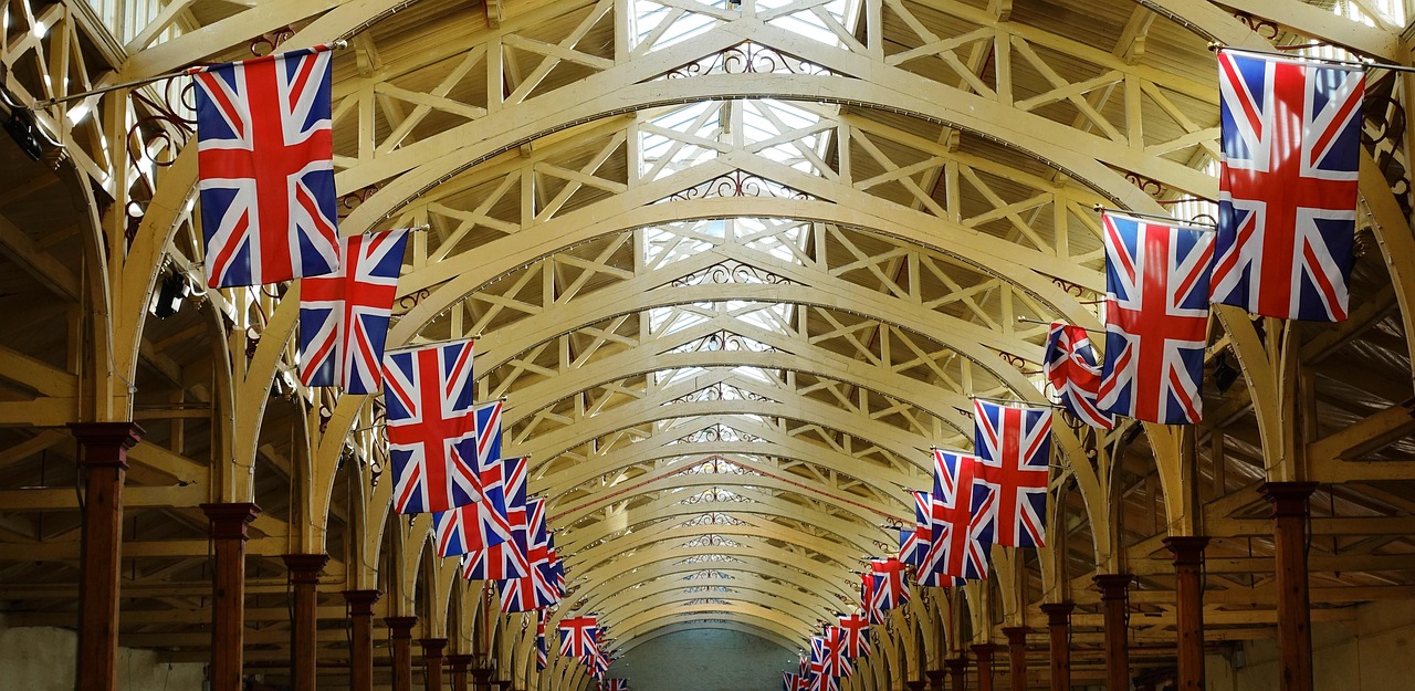 “英国留学，哪个专业能让你未来闪闪发光？”