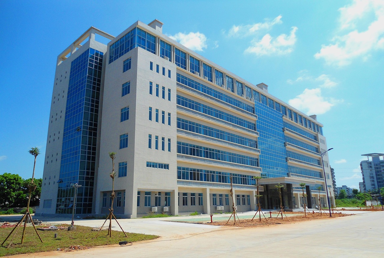 2025年菏泽医学专科学校各省最低录取分数线揭晓，你达标了吗？