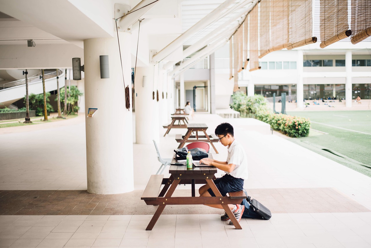 大学兼职教师，如何轻松平衡教学与生活？