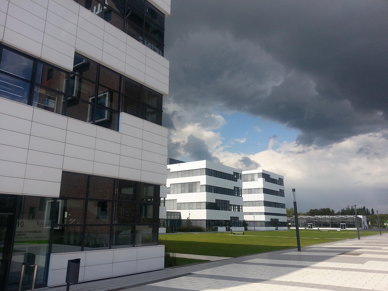 兰州大学材料学就业前景，你好奇吗？揭秘行业新趋势！